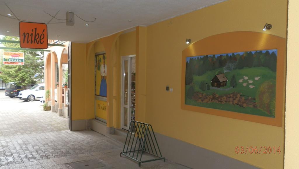 Penzion Marina Pri Slovenskej Restauracii Brezno Chambre photo