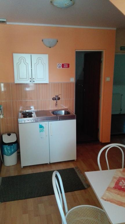 Penzion Marina Pri Slovenskej Restauracii Brezno Extérieur photo